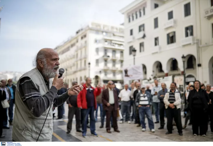 Ενιαίο Δίκτυο Συνταξιούχων: Σταγόνα στον ωκεανό των «άγριων» περικοπών οι επιστροφές παρακρατηθέντων ποσών