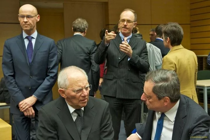 Πού... πηγαίνει η κόντρα Draghi – Schaeuble;