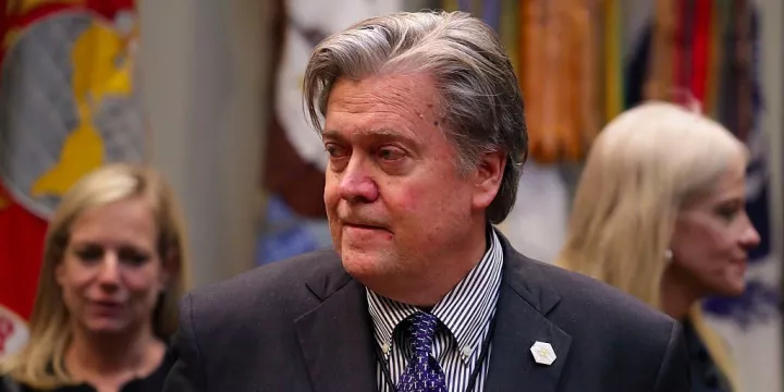 ΗΠΑ: Ο D. Trump απομάκρυνε τον Steven Bannon από το  Συμβούλιο Εθνικής Ασφαλείας 