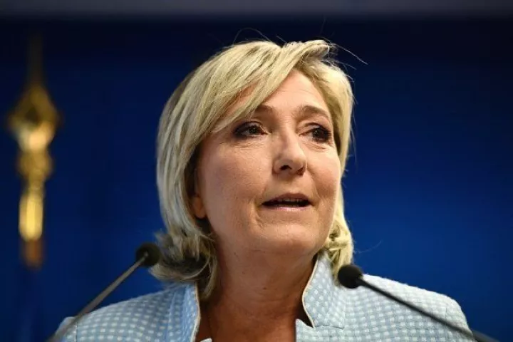 Πανηγυρίζουν Marine Le Pen και Nigel Farage για τo ιταλικό «όχι»