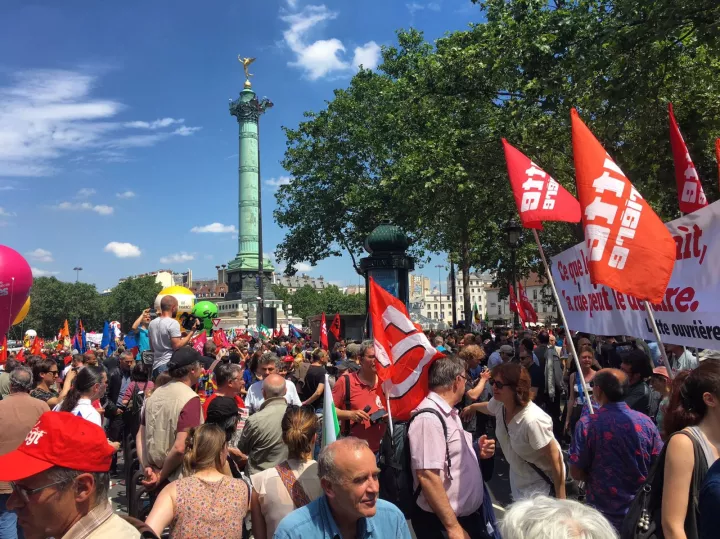 Γαλλία: Υπό δρακόντεια μέτρα ασφαλείας και χωρίς επεισόδια, οι διαδήλωσεις
