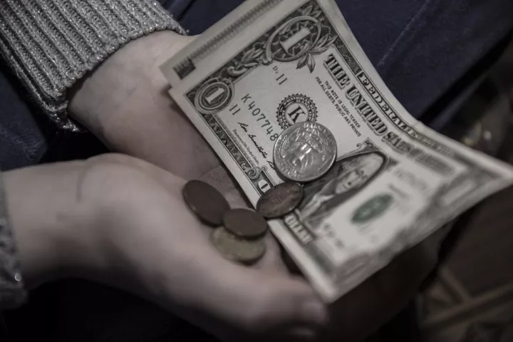 Δάνεια αντί μεταρρυθμίσεων