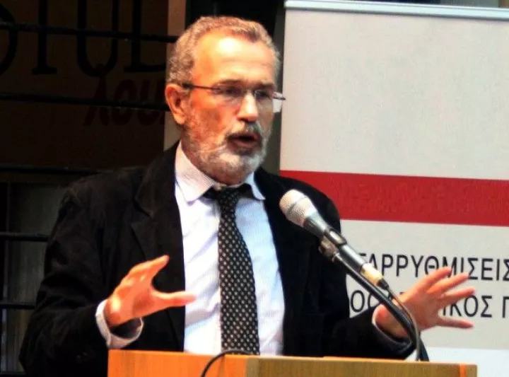 Παντελής Καψής: Τι θα πρέπει να κάνει το ΠΑΣΟΚ για να μην γίνει ΔΗΜΑΡ