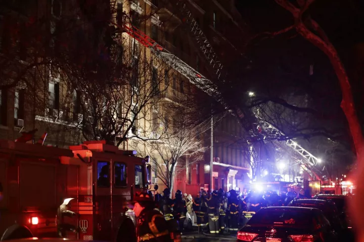 ΗΠΑ: Τουλάχιστον 12 νεκροί και 4 σοβαρά τραυματίες από πυρκαγιά στο Μπρονξ