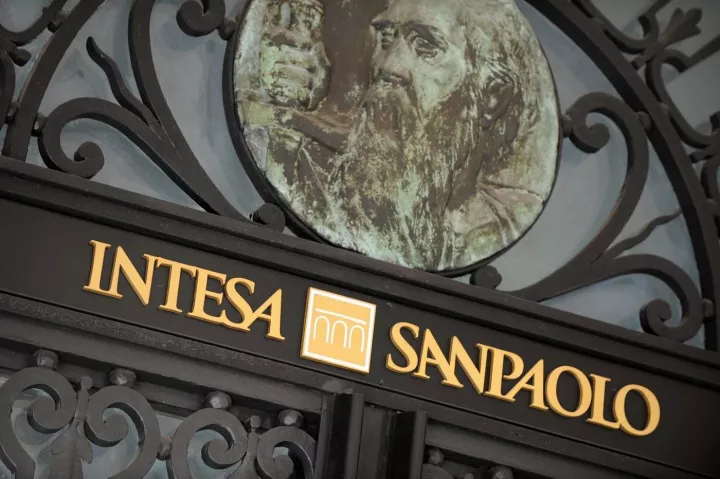  Ιταλία: Η Intesa Sanpaolo εξετάζει εξαγορά μέρους της Generali