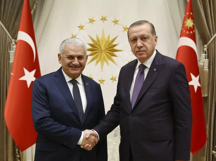 O Erdogan, o Yildirim και οι «γκρίζες ζώνες» στο Αιγαίο
