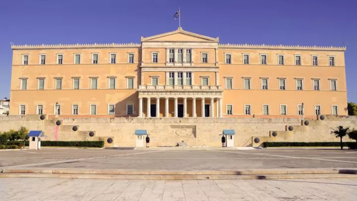 Συναίνεση με μεταρρυθμιστικό πρόσημο