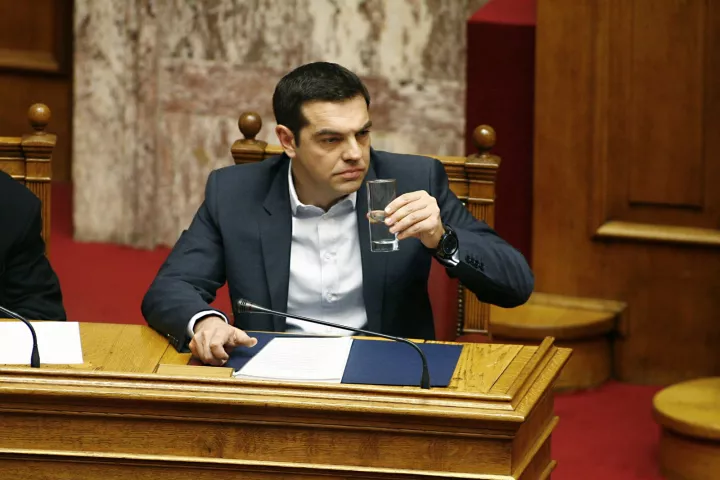 Το ποτήρι πάντα μισογεμάτο για την κυβέρνηση 