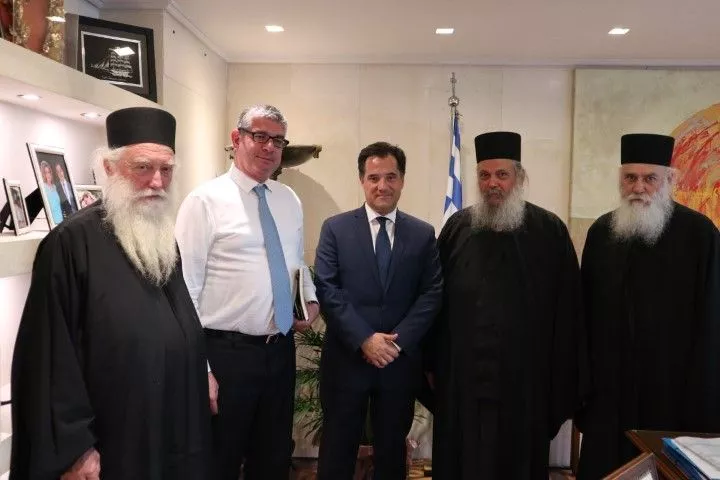 Εγκαινιάζουμε μία σταθερή επικοινωνία με το Άγιο Όρος