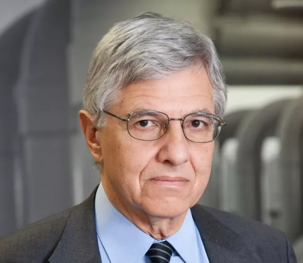 Είμαστε εγκλωβισμένοι σε ένα αδιέξοδο χαμηλής πτήσης με εναλλασσόμενες κατακρημνίσεις