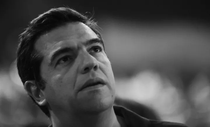 Με βρυχηθμούς πασχίζουν να καλύψουν την πανωλεθρία 