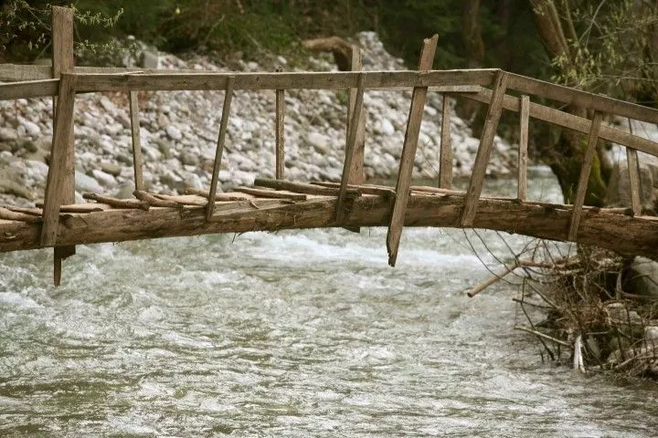 Οι σαθρές γέφυρες του ΣΕΒ με την Αριστερά