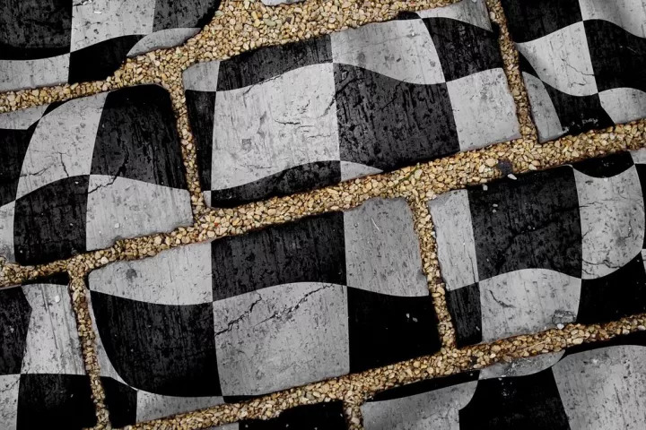 Χρειαζόμαστε ανάπτυξη 2,5%-3% επί 8 χρόνια ώστε να βγούμε από την κρίση