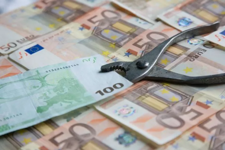 Νέα «έκπληξη» στις επικουρικές: Σύνταξη 180 ευρώ στα 72 έτη 