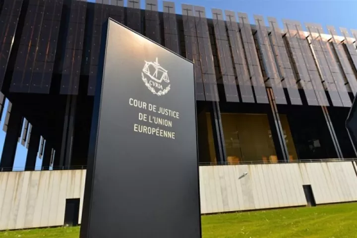ΕΔΔΑ: Καταδίκη Ελβετίας επειδή εξανάγκασε δημοσιογράφο να αποκαλύψει τις πηγές της