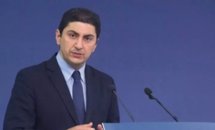 Η παρακμή στην εξουσία: Η προσπάθεια ευτελισμού του δημόσιου βίου