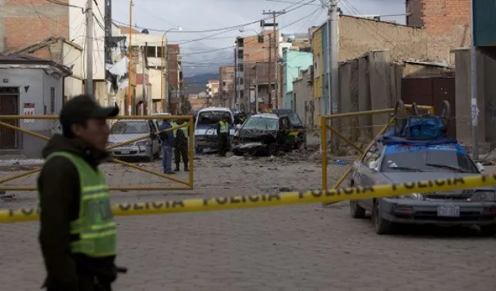 Με ειδική πτήση εκδόθηκε στην Ιταλία ο φυγόδικος τρομοκράτης Τσ. Μπατίστι