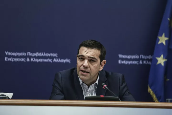 Ο Τσίπρας χαμηλώνει τον πήχη για το χρέος: Η Ελλάδα θα βγει στις αγορές και χωρίς καλή συμφωνία
