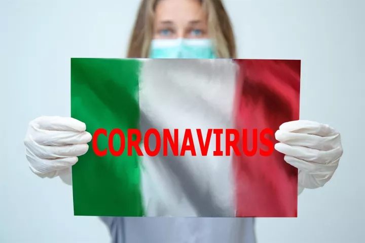Η Ιταλία ανησυχεί μπροστά στις μεταλλάξεις και την πολυκοσμία το Σαββατοκύριακο