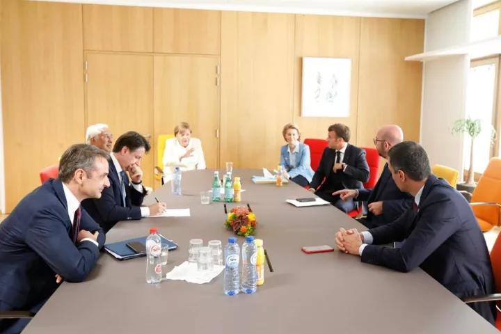 Ο εκβιασμός στον Μητσοτάκη και ο προκλητικός τρόπος του Ρούτε και του Κουρτς 