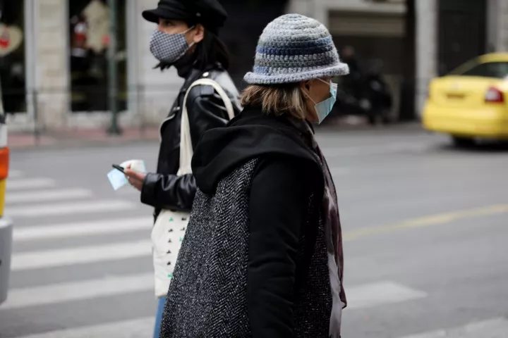 Μια νέα αλλά πιο ήπια έξαρση του κορονοϊού αναμένεται τον προσεχή χειμώνα