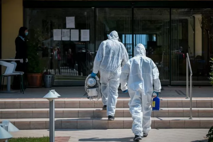 Κρούσματα κορoνοϊού σε γηροκομείο στη Γλυφάδα - Άμεση εκκένωση 