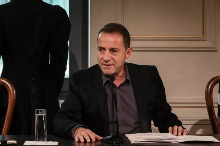 Συνελήφθη o Δημήτρης Λιγνάδης - Ποιες κατηγορίες αντιμετωπίζει