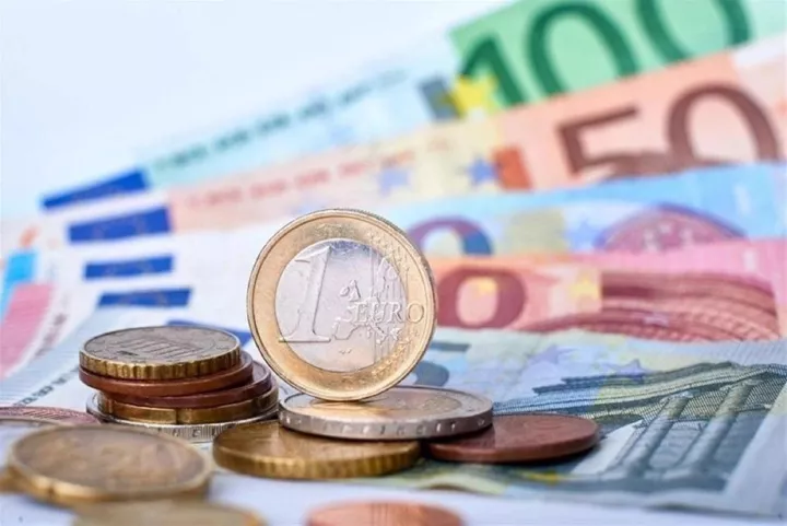 Υπουργείο Εργασίας: Νέα καταβολή της αποζημίωσης ειδικού σκοπού αύριο - Ποιους αφορά
