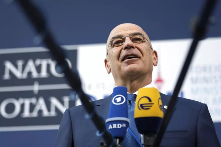 Δένδιας: Συναντήσεις με τους ΥΠΕΞ  Σουηδίας και Φινλανδίας στο περιθώριο της Συνόδου Κορυφής του ΝΑΤΟ