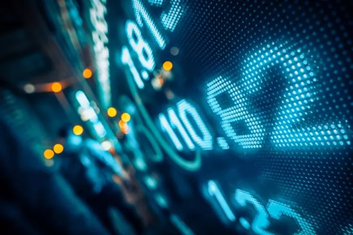 Ράλι στη Wall, άλμα 823 μονάδων στον Dow - Στο +3,34% ο Nasdaq