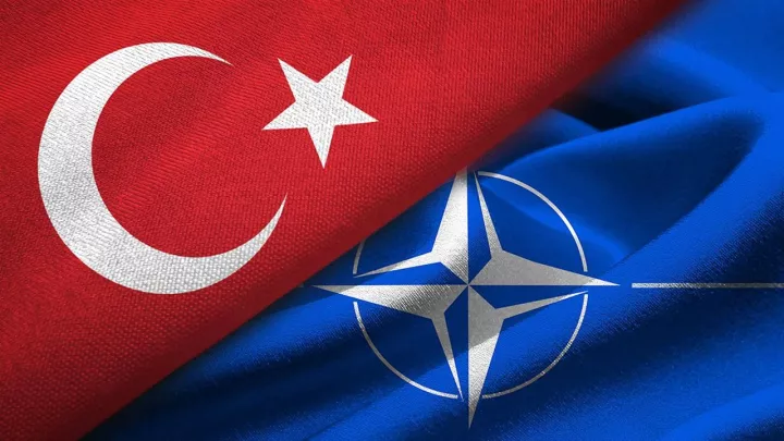 ΝΑΤΟ: Δίνει εξηγήσεις για τα «συγχαρητήρια» στην Τουρκία 